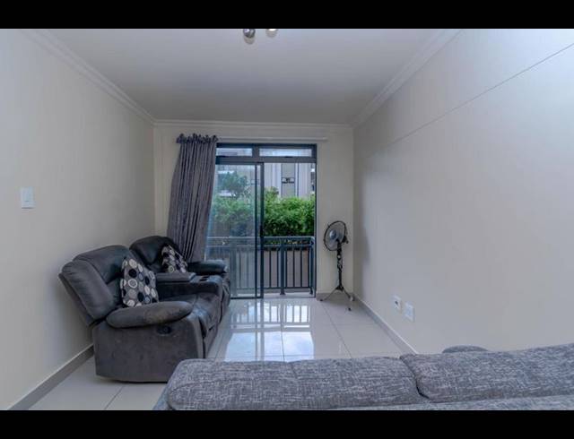 1 BEDROOM APARTMENT FOR SALE IN UMHLANGA RIDGE